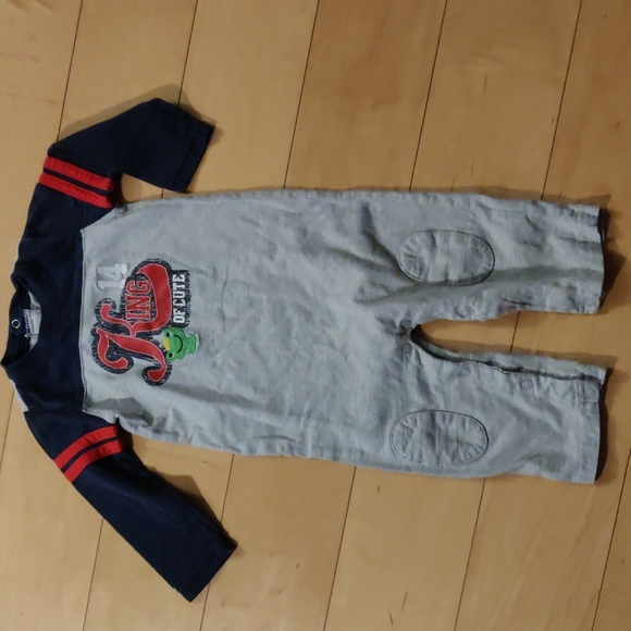 Bundle of 5 Carter's 18-month long sleeves bodysuit.  Sleep and Play. - Picture 8 of 11